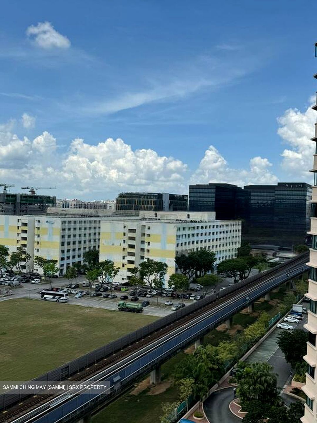 Simsville (D14), Condominium #467556241